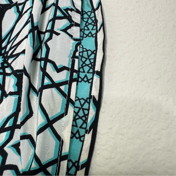 Yumi Kim Black and Teal Geometric 100% Silk Wrap Dress Size Medium - Picture 8 of 16